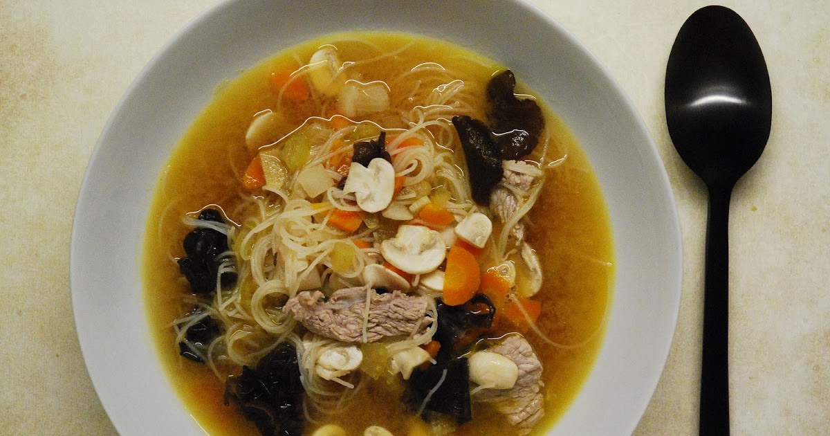 Bouillon de miso au boeuf et vermicelles