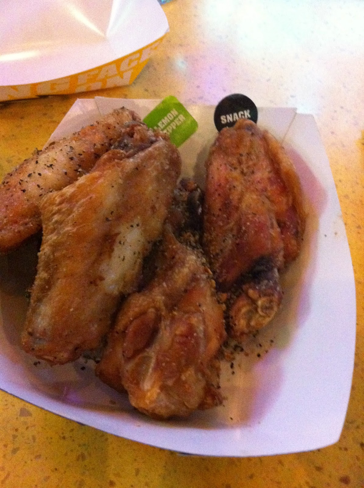 Chicago's Wingman Buffalo Wild Wings Dry Rub Edition Part 1