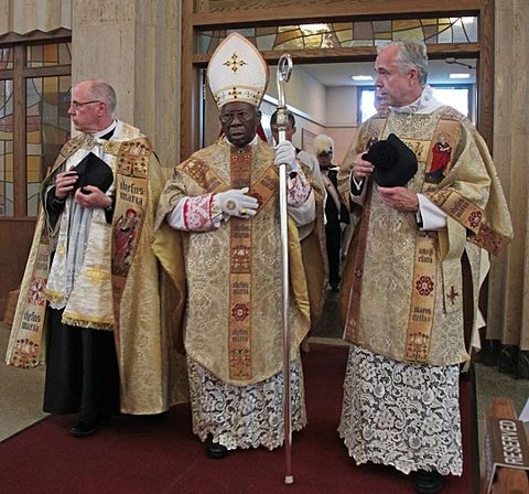 Knights of Columbus Latin Mass: Report: Solemn Pontifical Mass Offered by  Cardinal Arinze in South Euclid, OH, 23 July 2017
