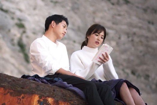 Descendant Of The Sun 2 Bakal Tayang di 2017! Para Netizen Harap Cemas Menunggu Kelanjutannya Descendant Of The Sun 2 Bakal Tayang di 2017! Para Netizen Harap Cemas Menunggu Kelanjutannya