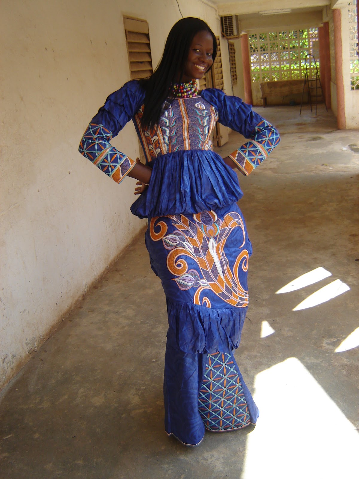 Le bazin dans la societe malienne: Bazin in the malian society