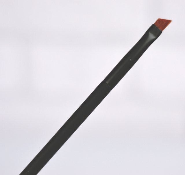 Becky Bedbug Review // NARS 47 Angled Eyeliner Brush