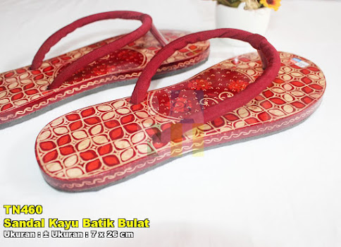 Sandal Kayu Batik Bulat
