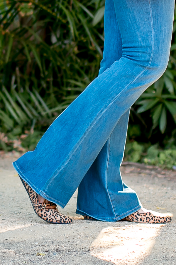 pointed toe leopard flats