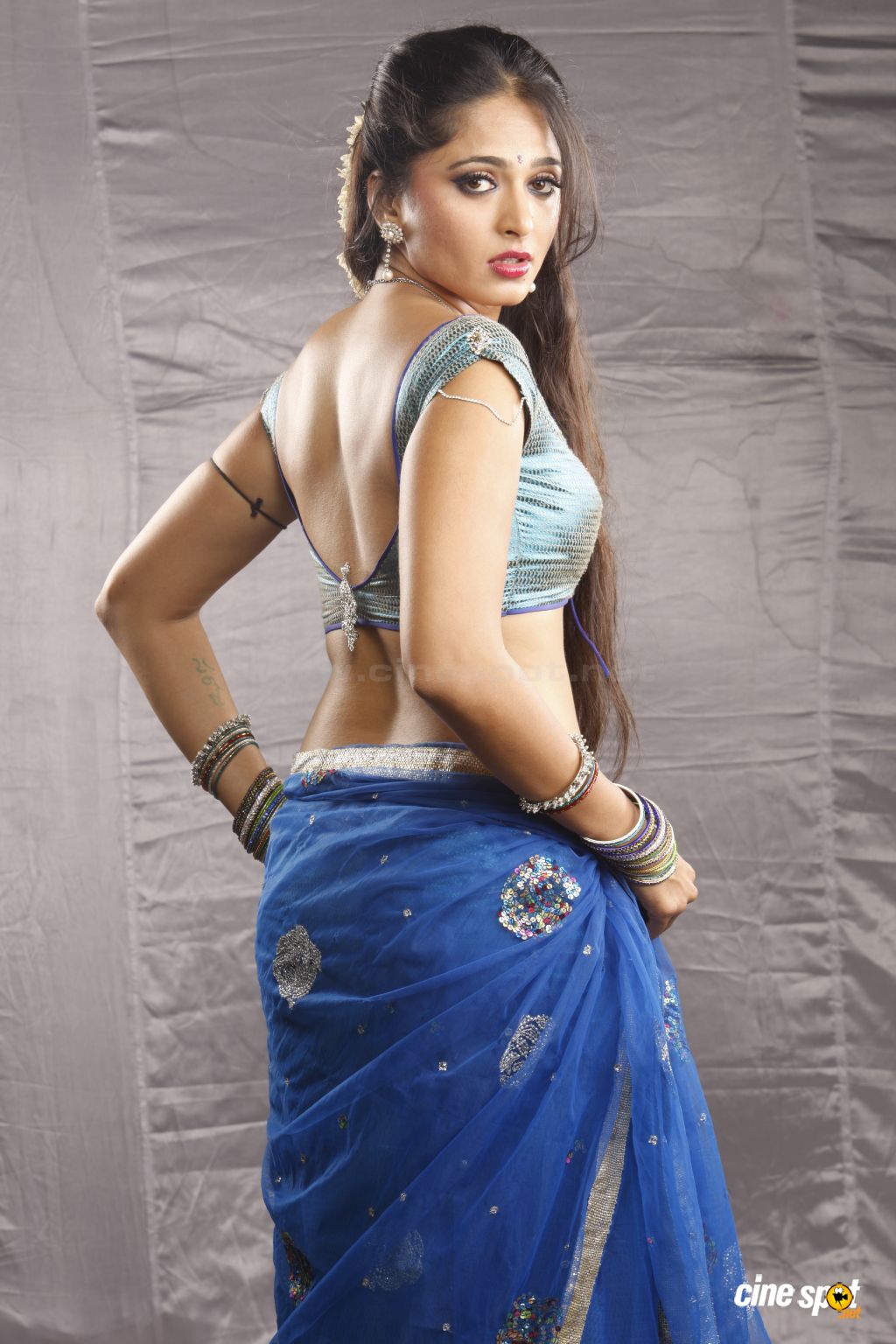 Anushka Shetty Hot South Cinema Gallery