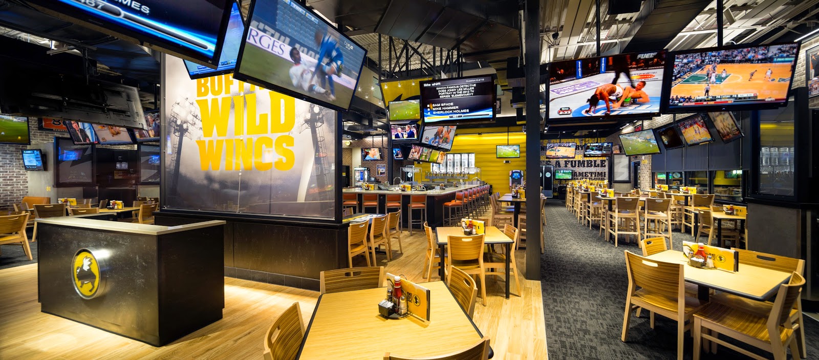 Buffalo Wild Wings Opens in the Philippines this December It's Me