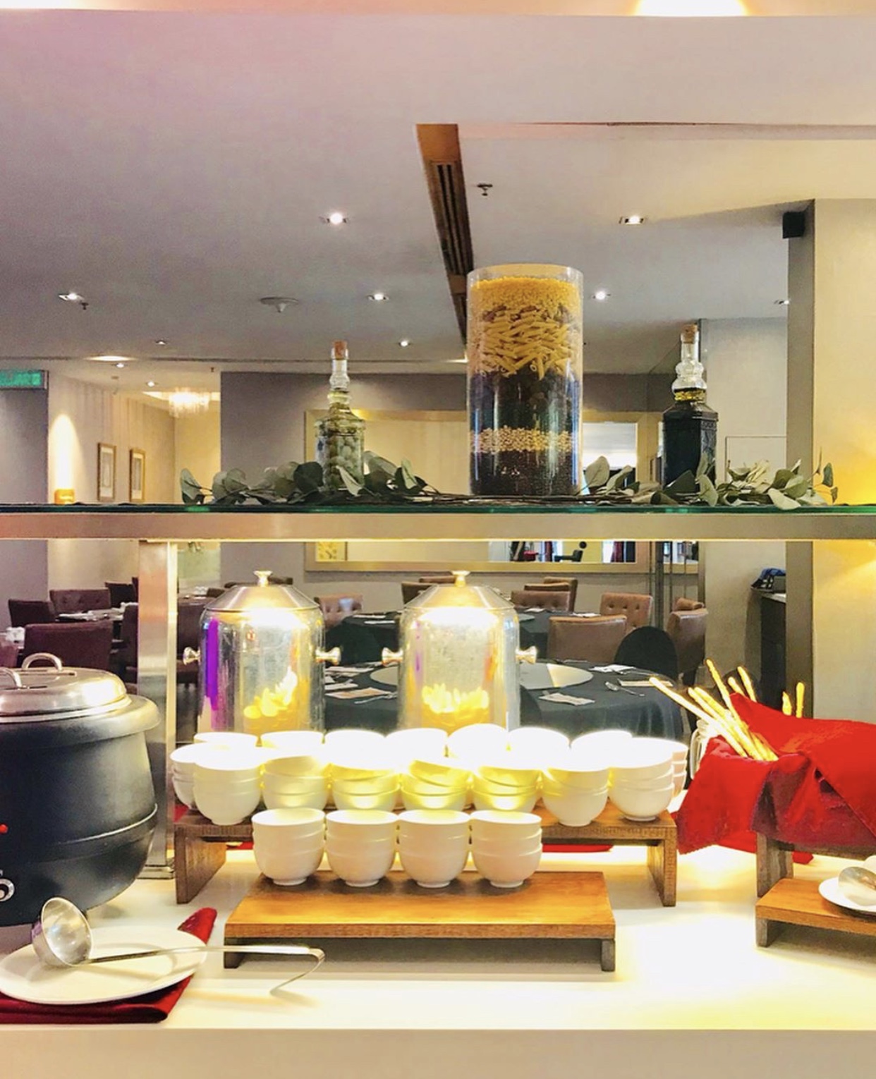 Weekend Barbecue Dinner Buffet at The Palace Hotel Kota Kinabalu Weekend Barbecue Dinner Buffet at The Palace Hotel Kota Kinabalu