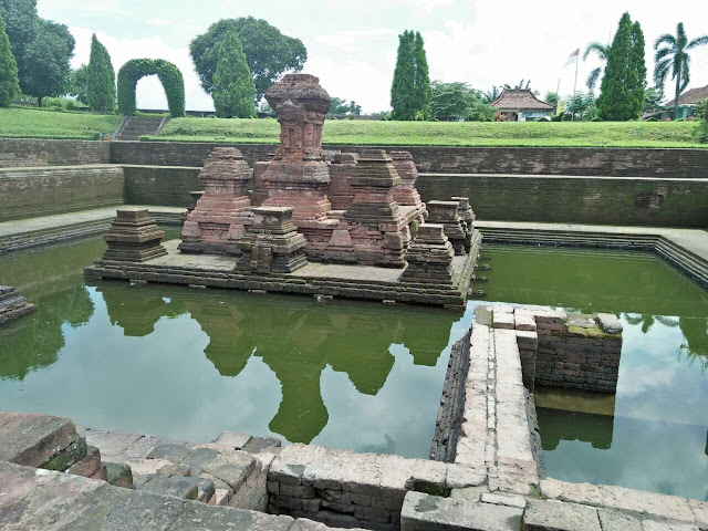Air Situs Candi Tikus Penangkal Tikus Sawah