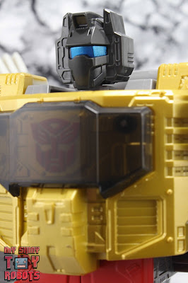 Transformers Studio Series 86 Grimlock & Autobot Wheelie 01