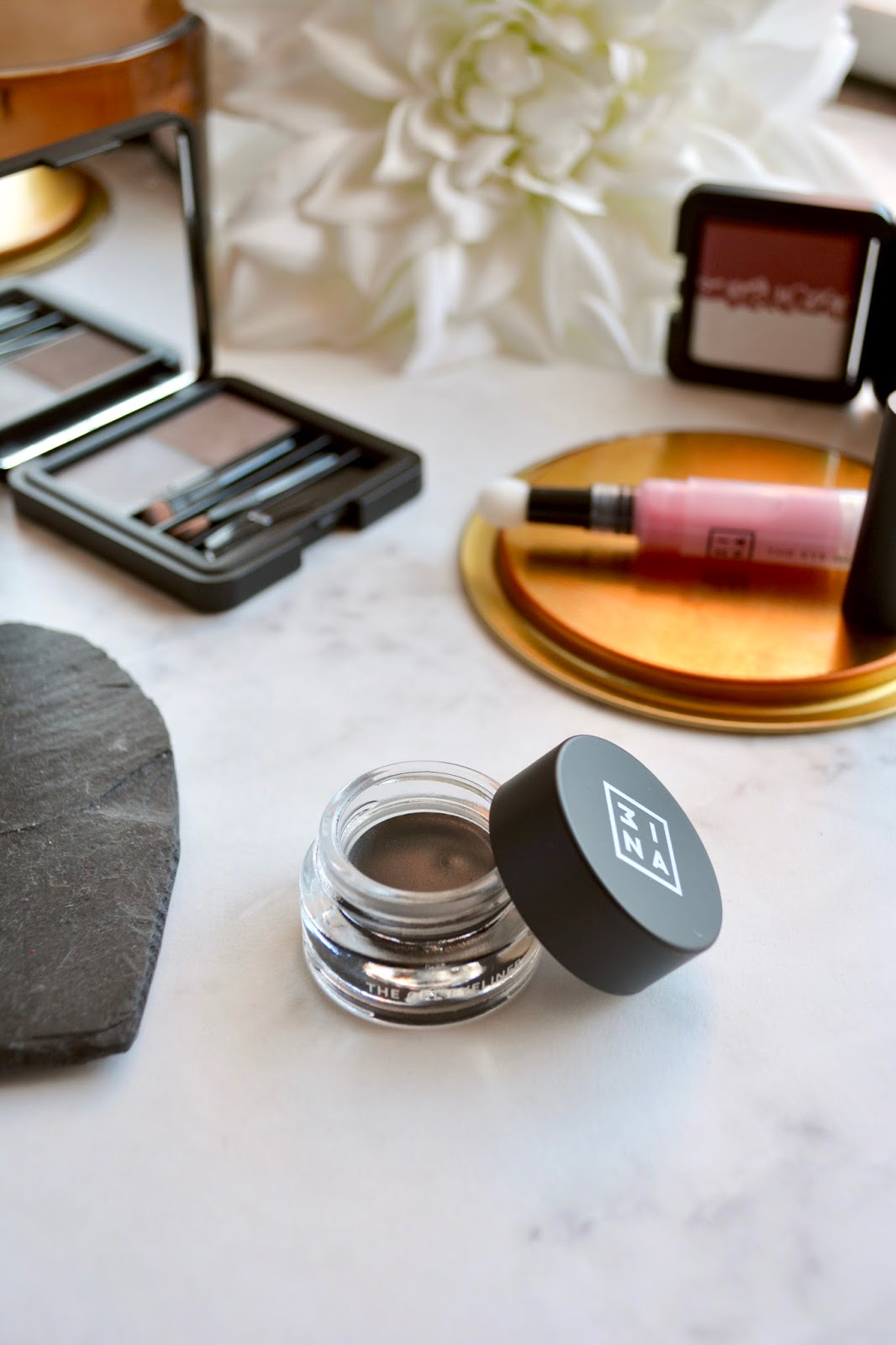 3INA Eye Makeup - All Eyes On You 3INA Eye Makeup - All Eyes On You