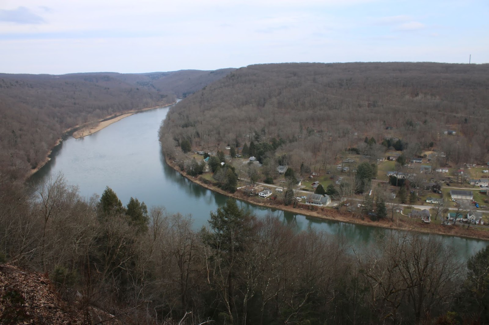 Hiking to Dennison Point Overlook & Allegheny River at the