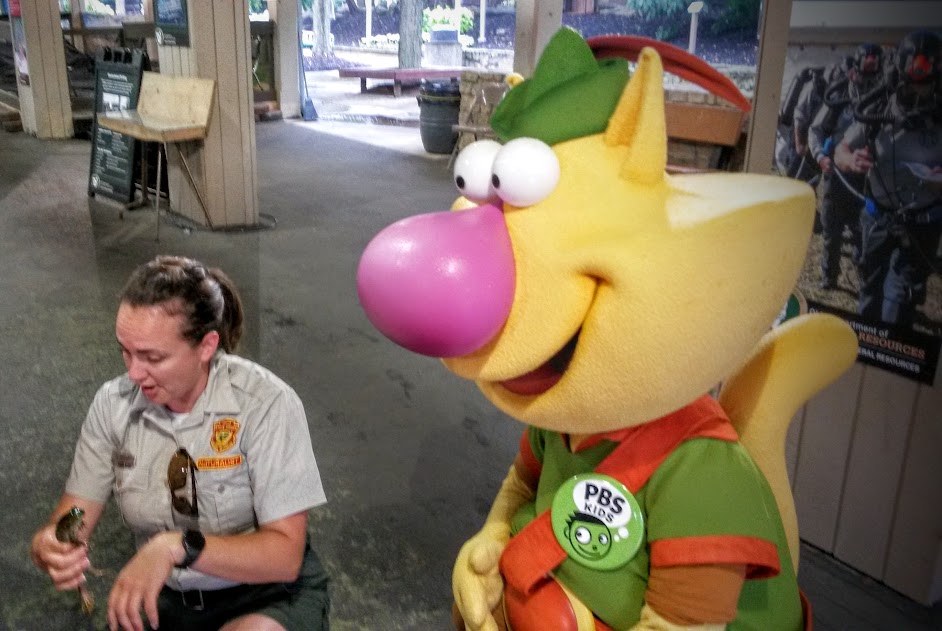 Sweet Silly Sara Nature Cat Meets and Greets Young Fans in Columbus