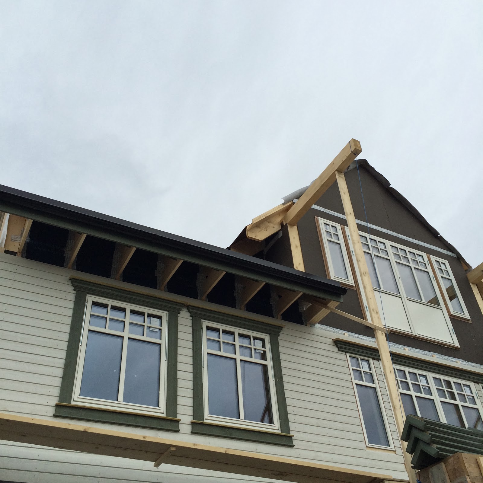 En bolig blir til Bordkledning