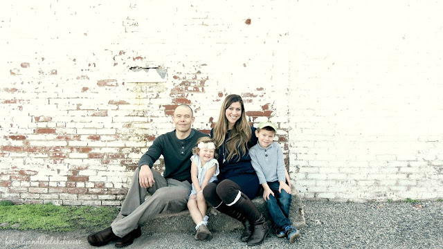 Family Photos - Family and the Lake House - www.familyandthelakehouse.com Family Photos - Family and the Lake House - www.familyandthelakehouse.com