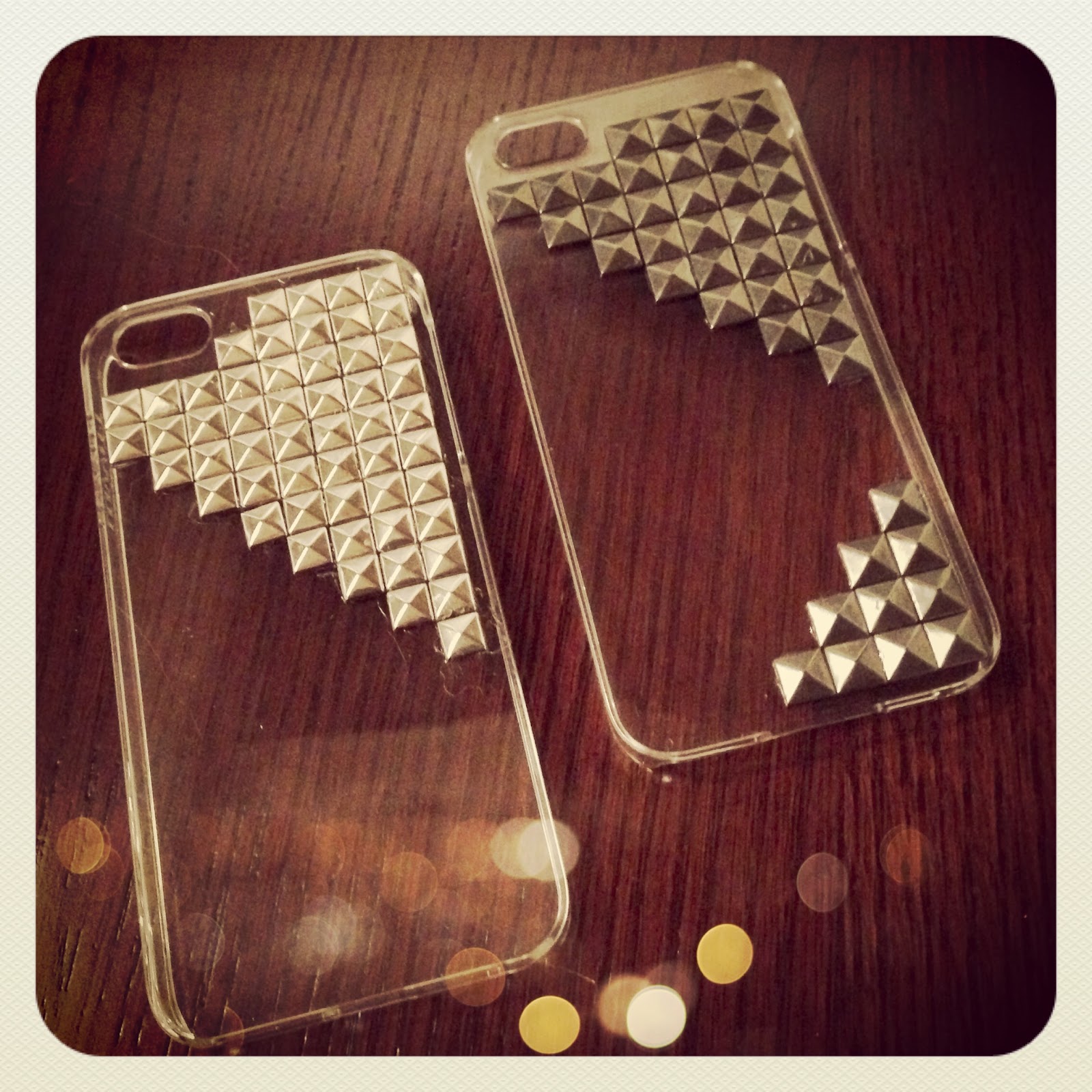 Oh. THAT Annelie...: DIY Project: Studded iPhone Case