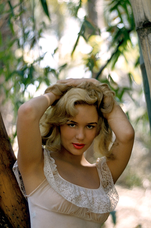 LẨU THẬP CẨM VỀ ..PLAYBOY TỪ 1953 2011 Joan Staley Nov 1958