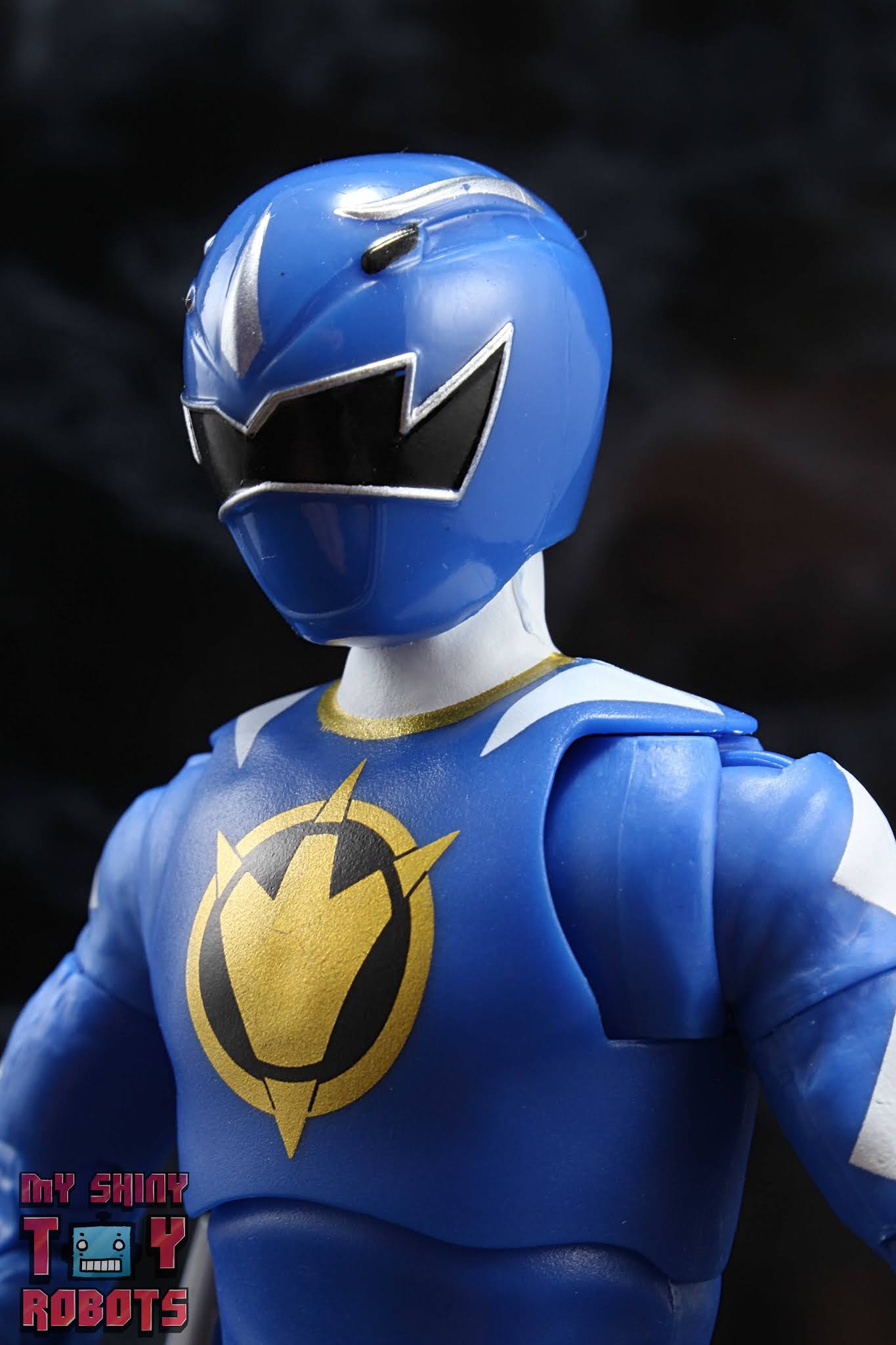 My Shiny Toy Robots: Toybox REVIEW: Power Rangers Lightning Collection Dino Thunder  Blue Ranger