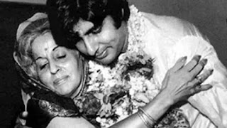 amitabh bachchan with mother teji bachchan amitabh bachchan remebers his mother teji
