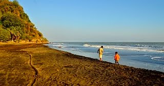 Wisata ke Pantai Guamanik Pecatu yang Indah | DREAM COMES TRUE