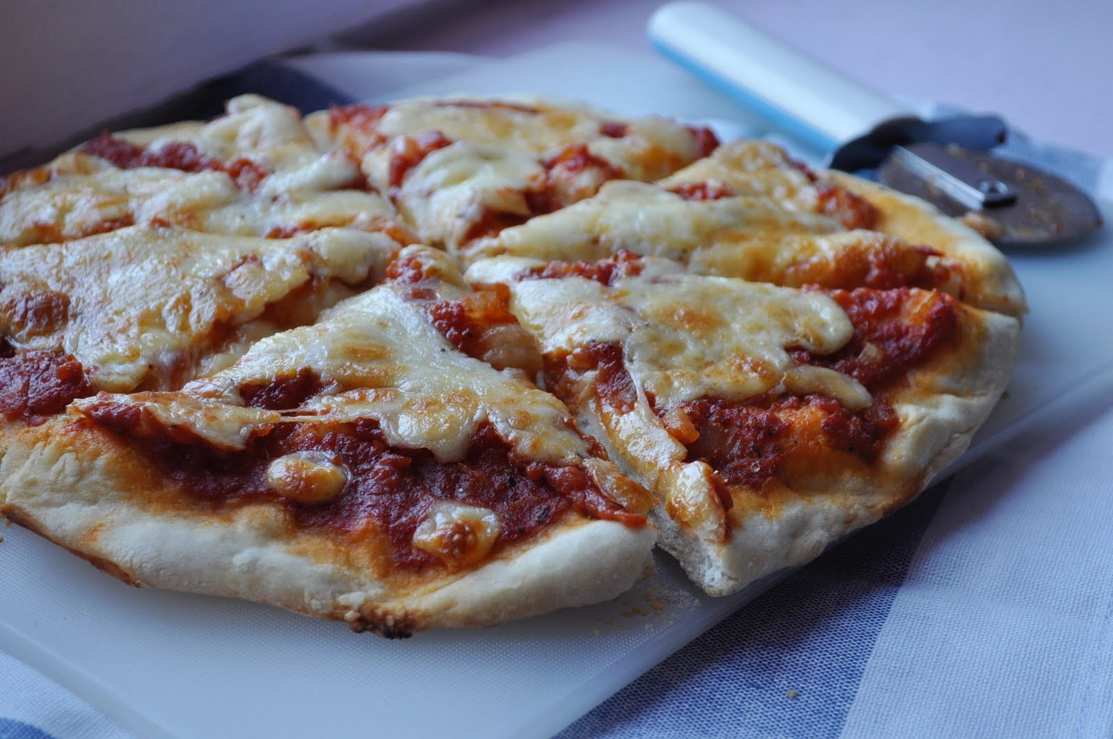 рецепт пиццы 4 сыра на слоеном тесте в духовке фото 91