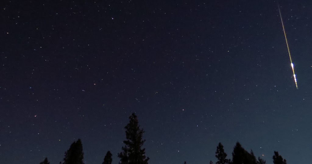 Earth and Space News Andromedid Meteor Shower Maximizes Shooting Stars