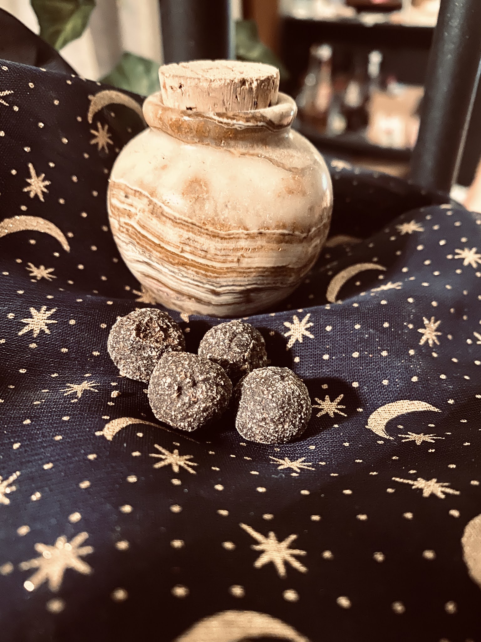 Ancient Incense Recipe for the Egyptian Kyphi or Kapet