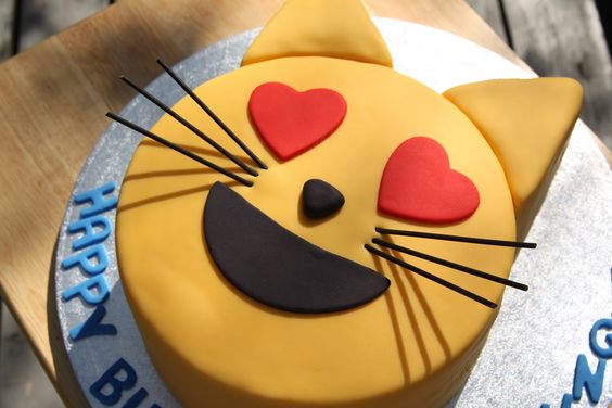 best emoji cakes
