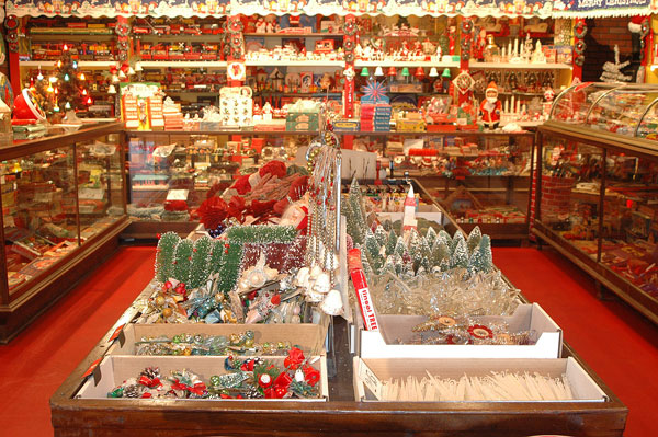 What a beautiful feeling: woolworth's what a beautiful feeling: Woolworth's