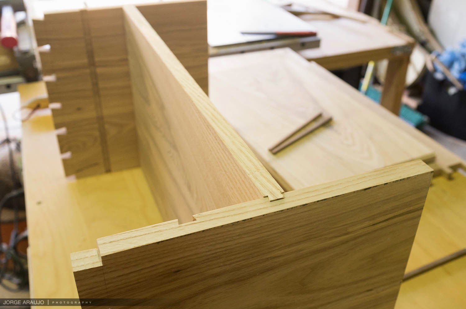 HANDCRAFTED CREATIVE Tool Chest Build 03 Sliding Dovetail Dividers