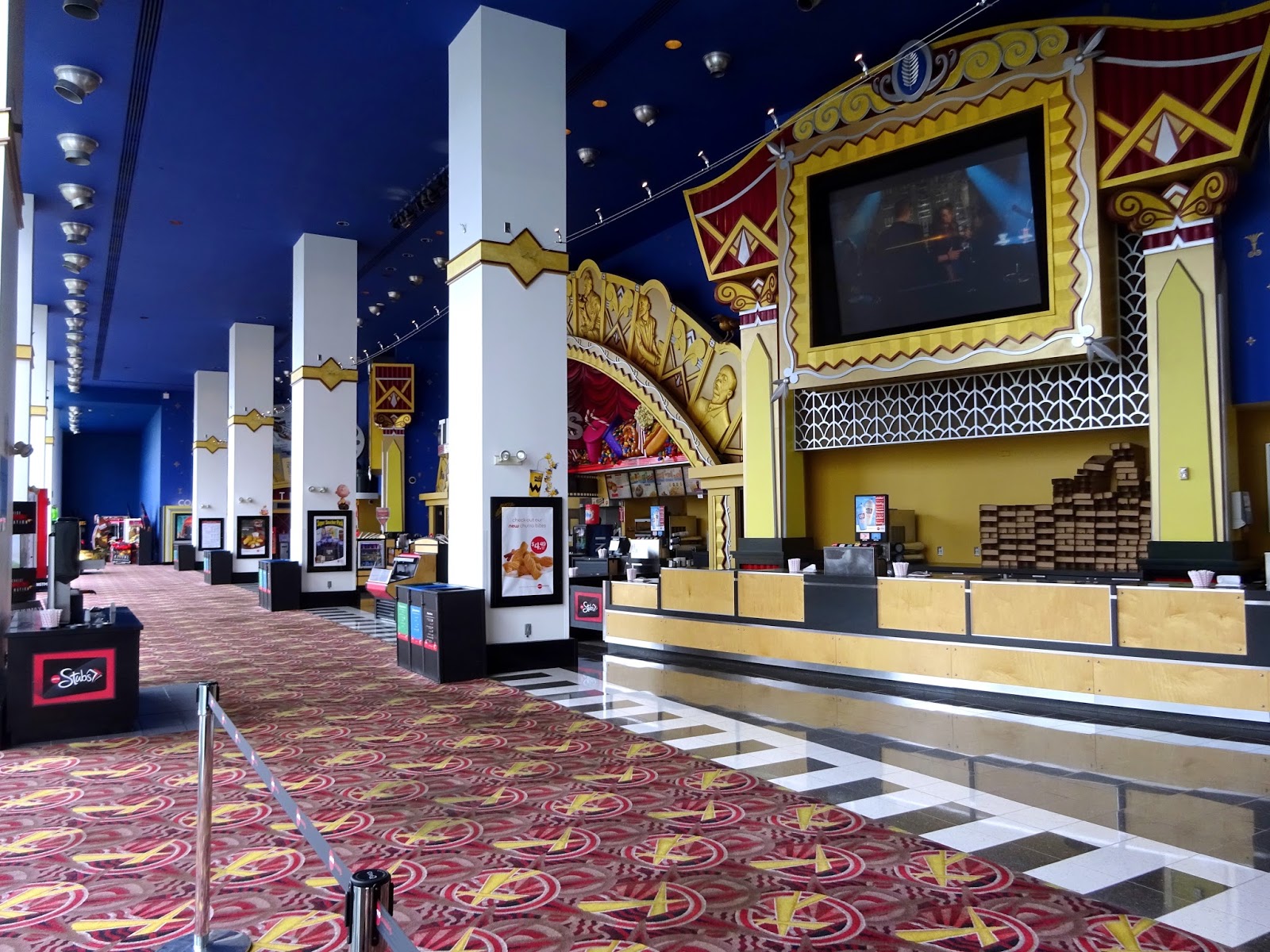 Elokuvateattereita AMC Loews Metreon 16