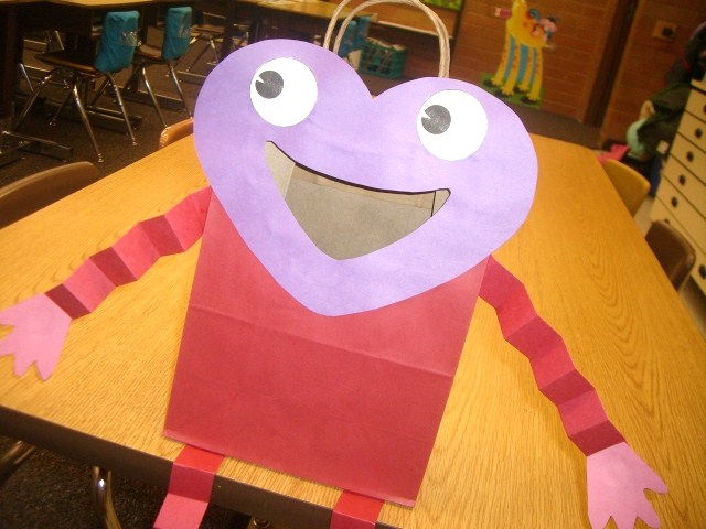 the teacher wife: classroom valentine sacks
