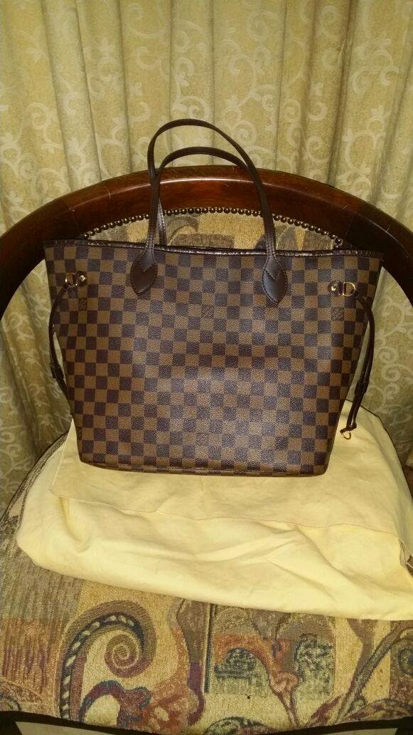 China Doll: Preloved Louis Vuitton Neverfull Damier MM