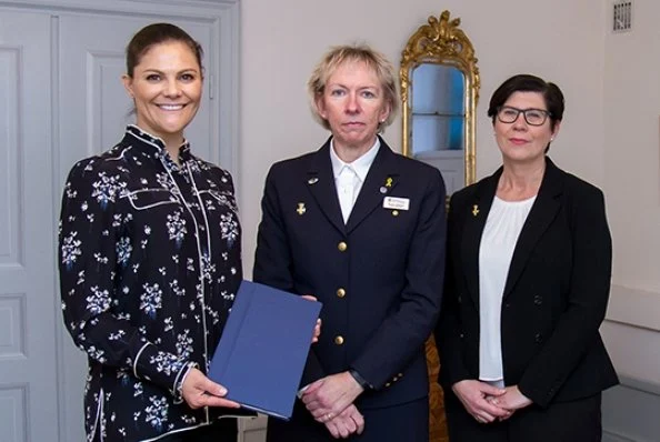 Crown Princess Victoria met with Secretary general Heléne Rådemar and National director Barbro Isaksson