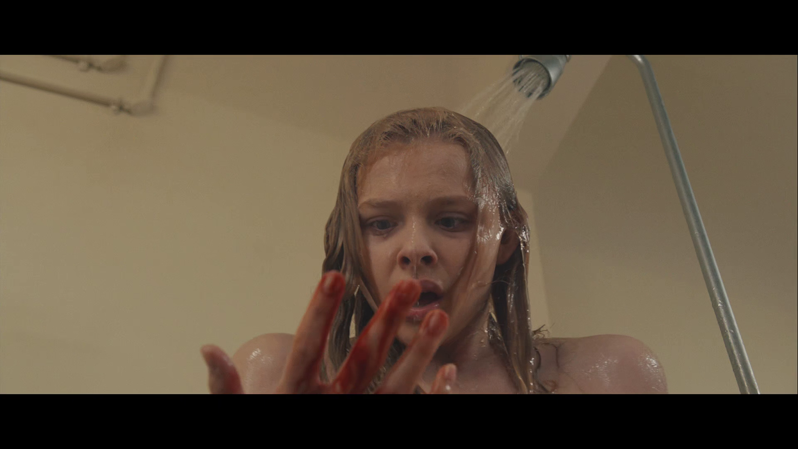 Download - Carrie A Estranha BluRay 1080p Dual