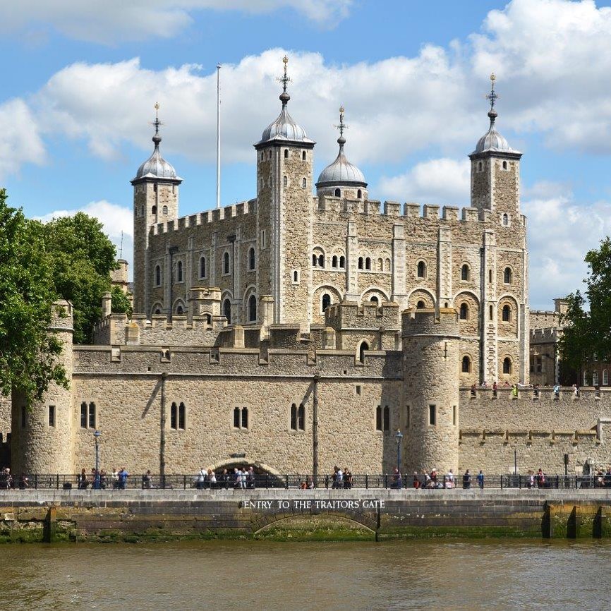 Berkunjung ke tower of london 2021
