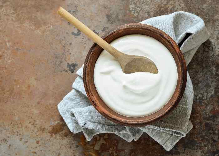 Yogurt Hair Mask Benefits + 7 Easy DIY Recipes Everything Pretty