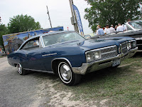 Exposition automobiles V.A.C.M. Laval Ste-Rose 2013