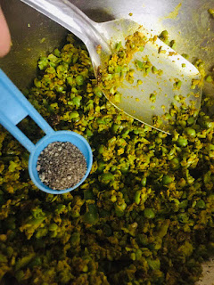 mutter-paneer-stuffed-samosa-from-leftover-roti-step-2(10,1)