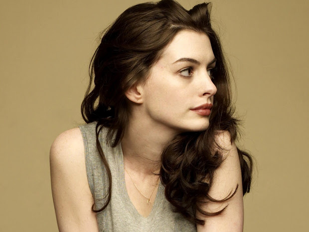 anne hathaway
