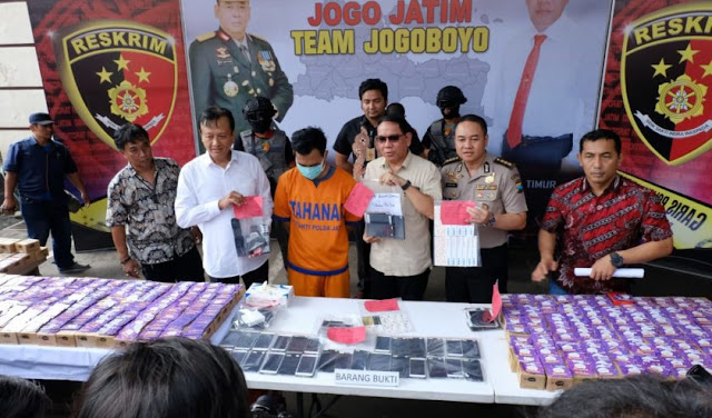 Polisi Tangkap Pemasok Ribuan Simcard Bodong untuk Gojek Tuyul