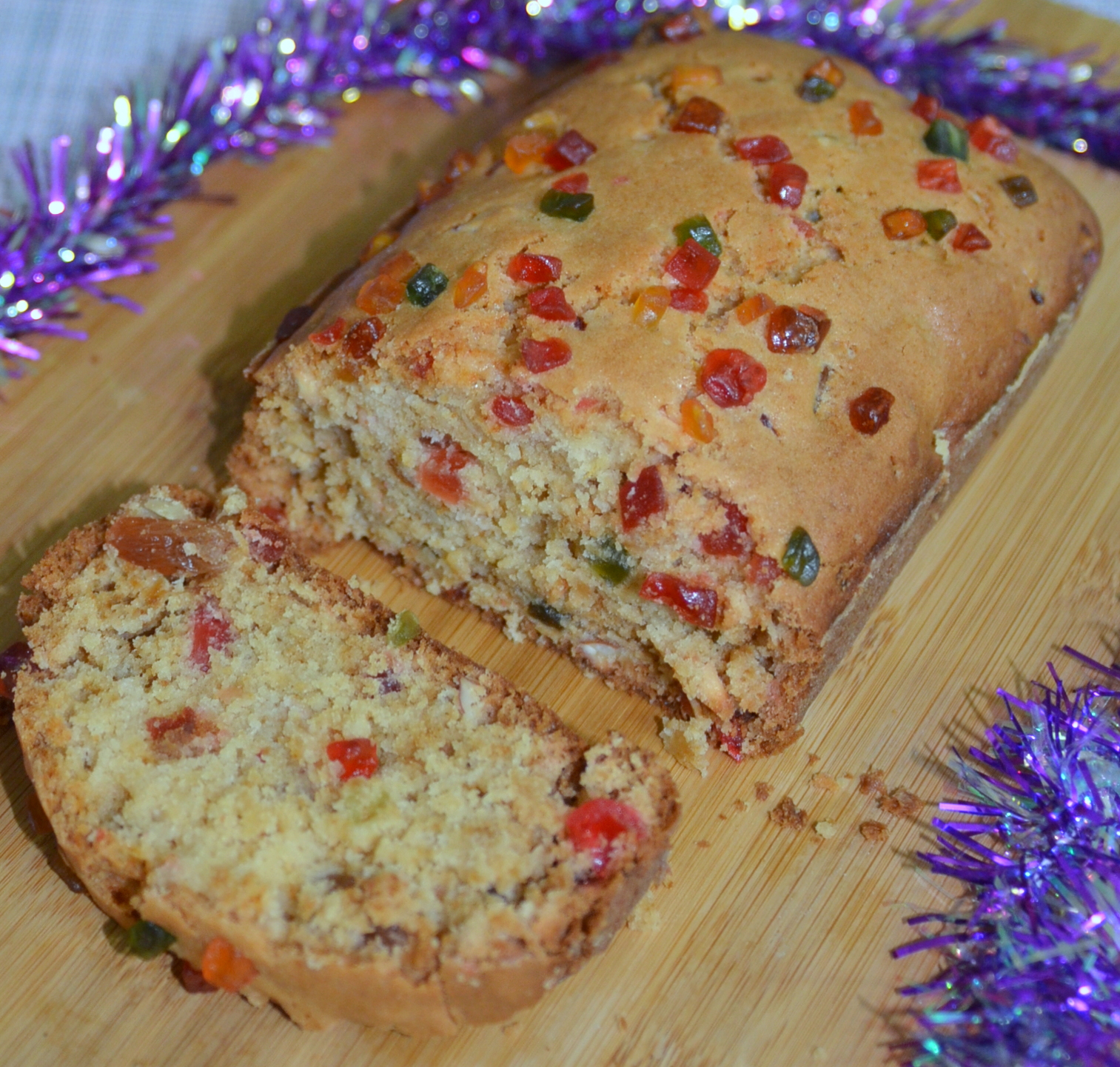Palateo Fruit and Nut Cake
