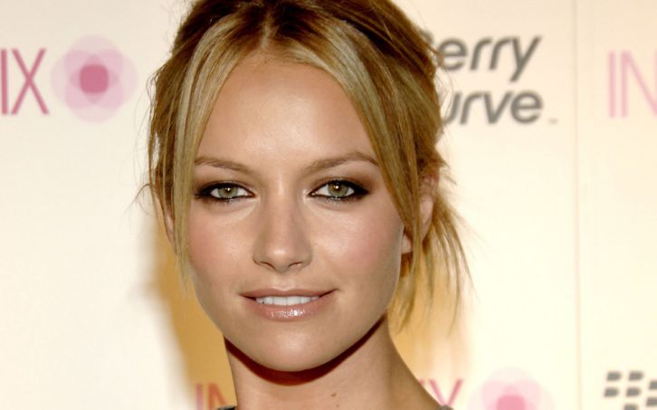 The Lincoln Lawyer - Becki Newton Cast As Co-Lead