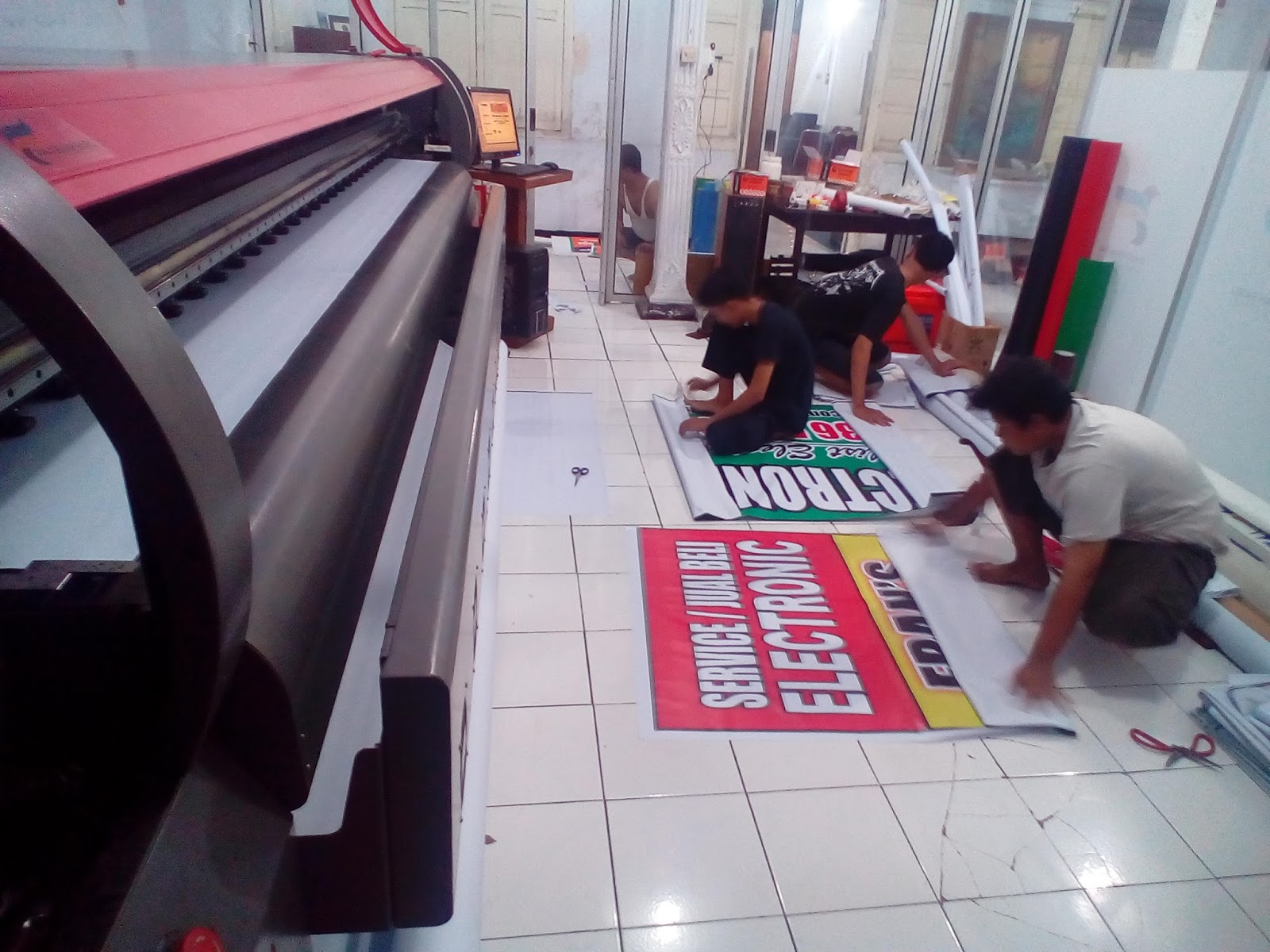 Neonboxbanyuwangi BANYUWANGI PERCETAKAN MURAH