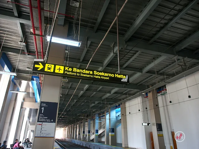 KAI Bandara - BNI City Platform 1 to SHIA Railink 蘇加諾・哈達機場鐵路 - Soekarno-Hatta Airport Train / KAI Bandara