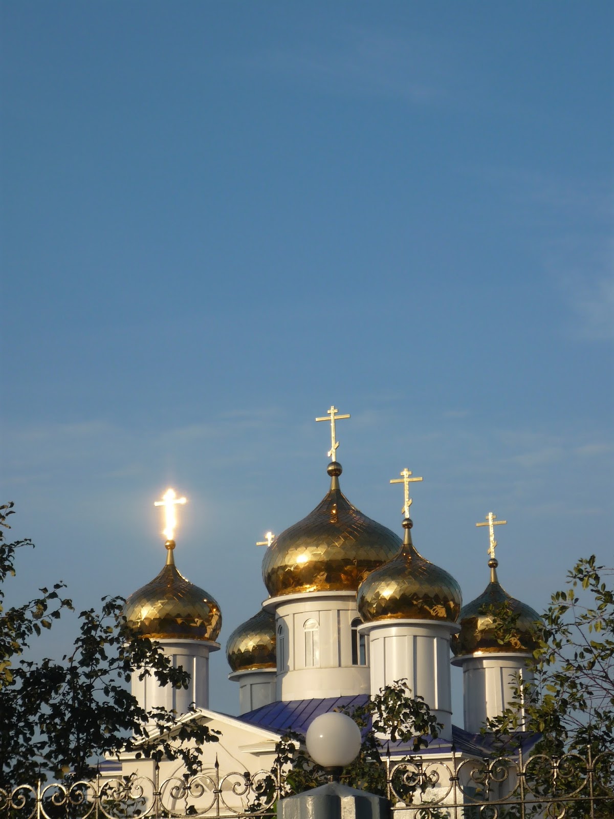 Утопленная церковь на волге