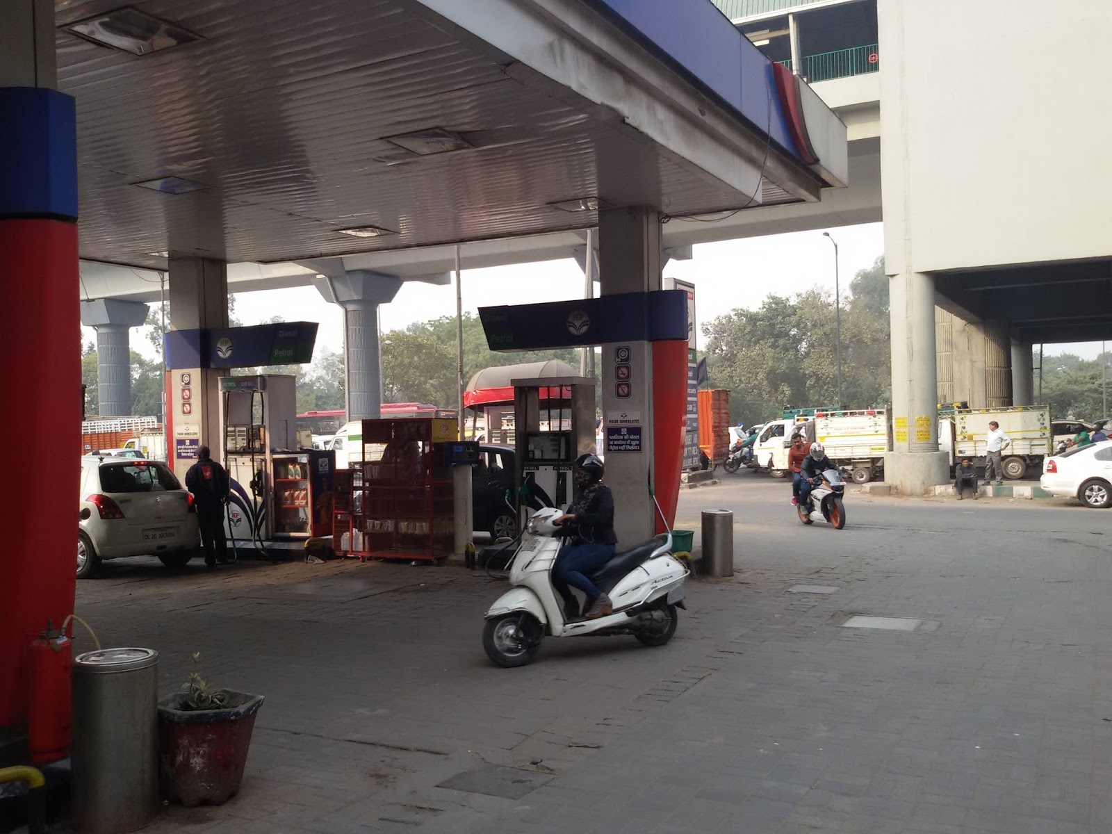 Top 10 Petrol Pump in West Delhi