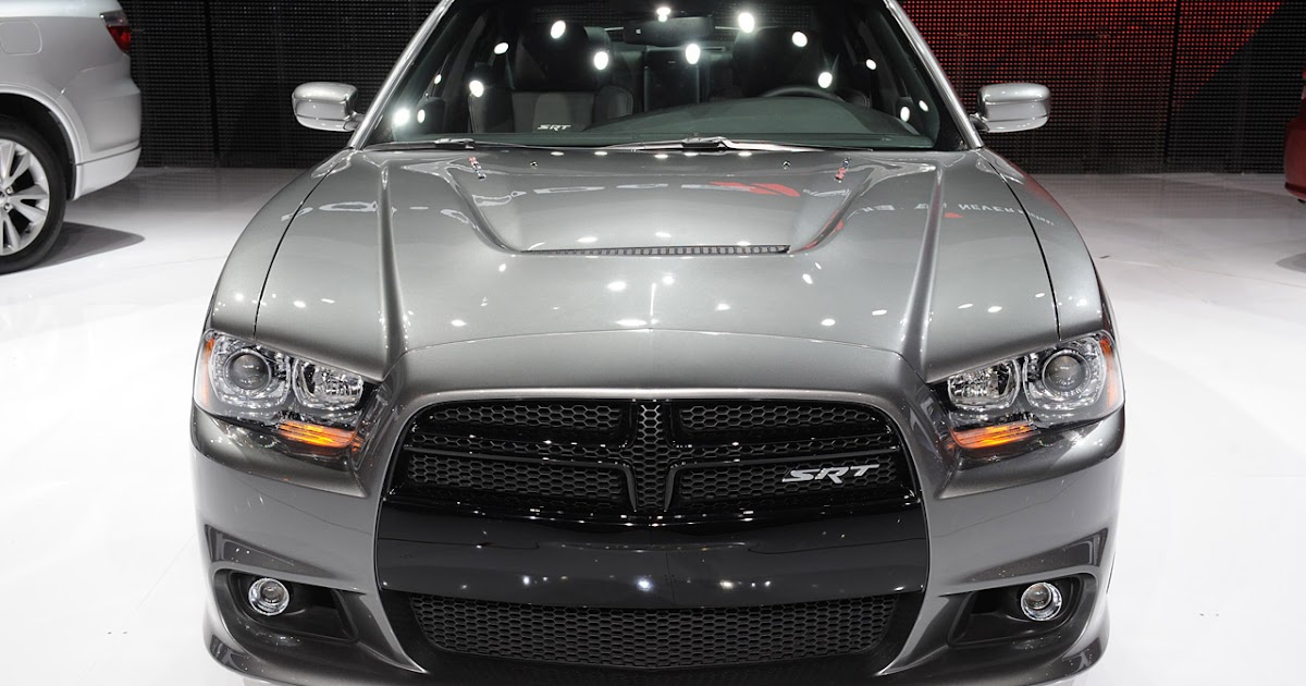 Automobile Trendz: Dodge Charger SRT 2013