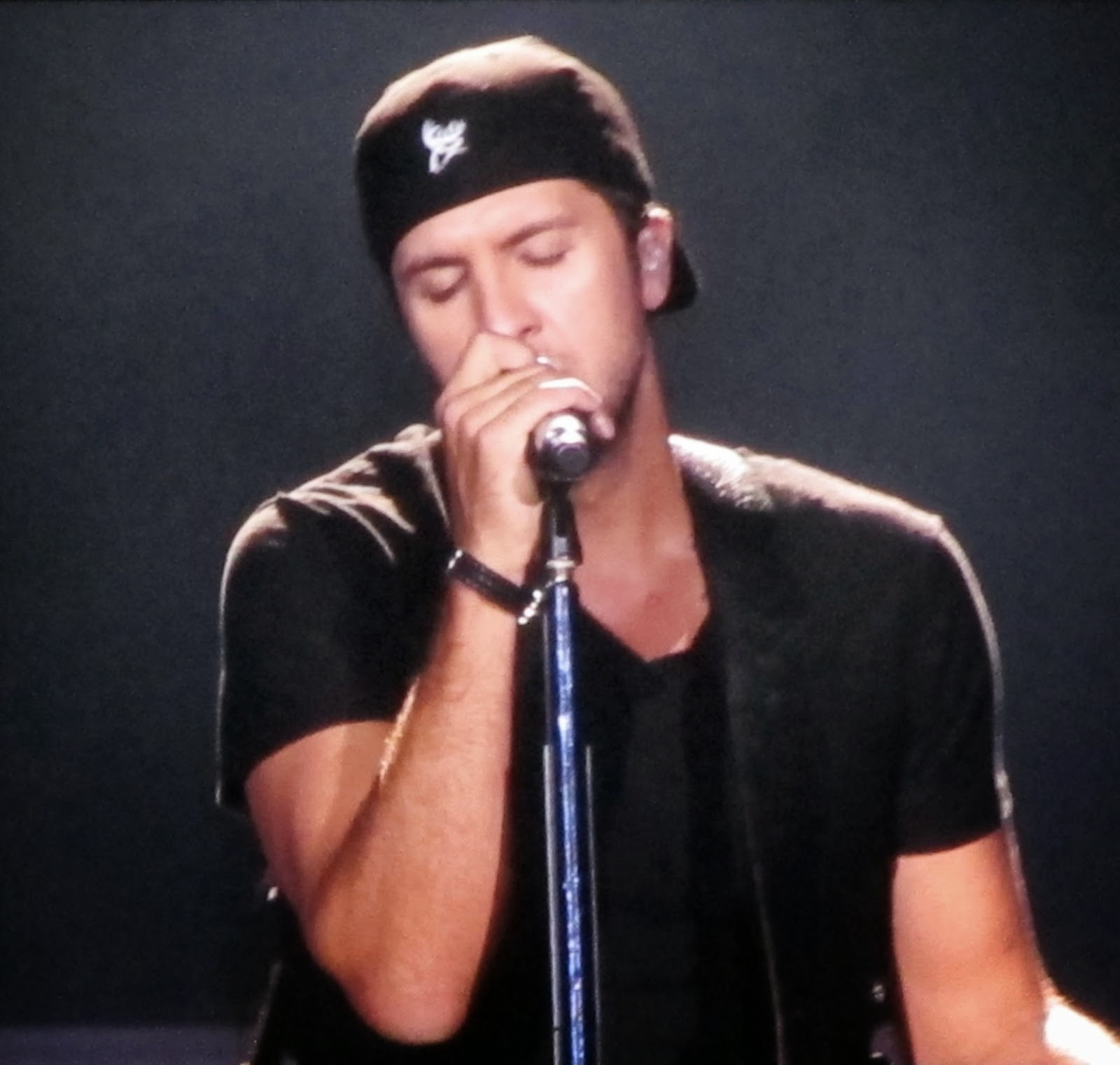 The Inky Jukebox My Kind of Night Luke Bryan Rocks Pittsburgh