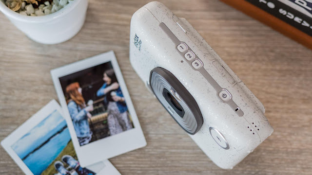 Fujifilm Instax Mini LiPlay Review