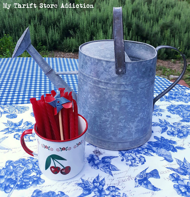 garden lover's patriotic tablescape